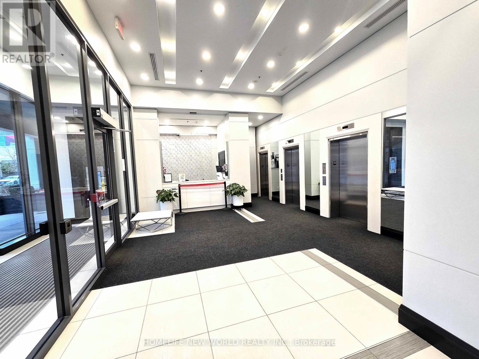 1819 - 25 Lower Simcoe Street, Toronto, Ontario  M5J 3A1 - Photo 5 - C12526280