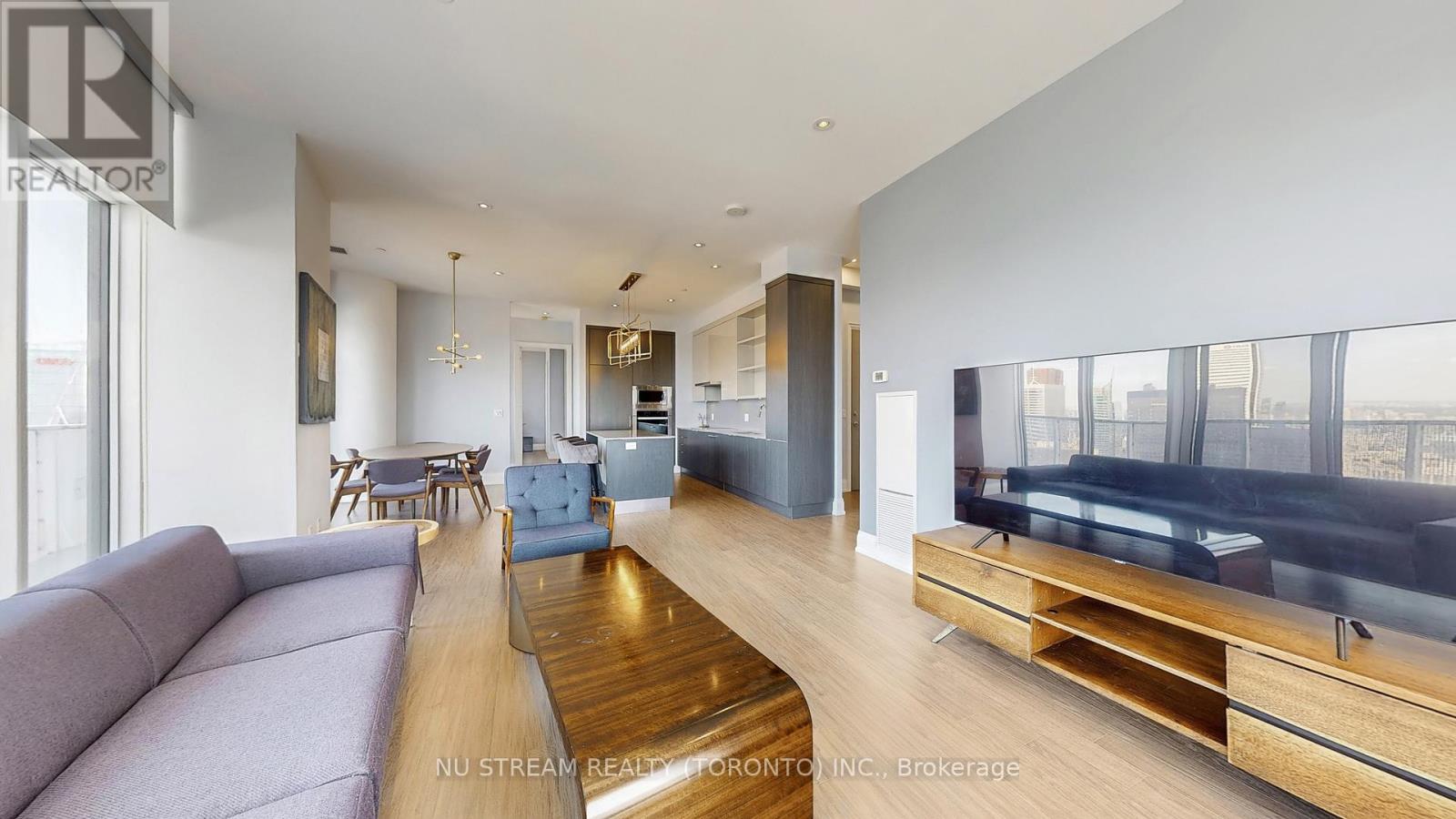 Ph101 - 100 Harbour Street, Toronto, Ontario  M5J 0B5 - Photo 10 - C12526298