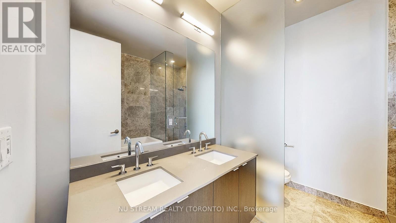 Ph101 - 100 Harbour Street, Toronto, Ontario  M5J 0B5 - Photo 19 - C12526298