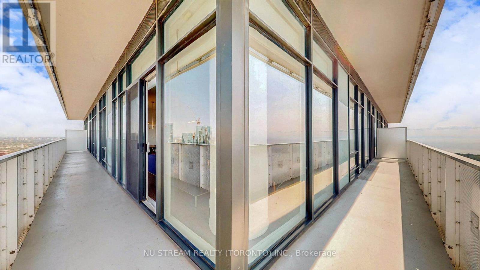 Ph101 - 100 Harbour Street, Toronto, Ontario  M5J 0B5 - Photo 30 - C12526298