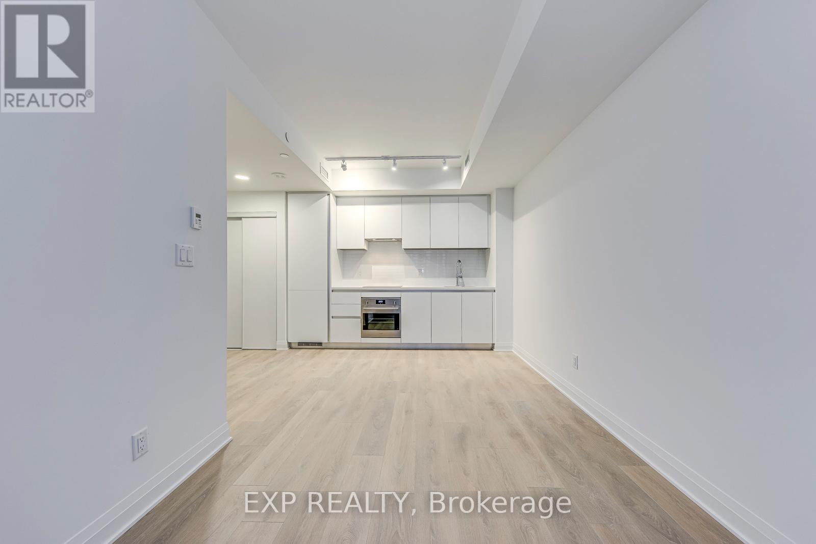 3001 - 4015 The Exchange Road, Mississauga, Ontario L5B 0N9 - Photo 14 - W12520650