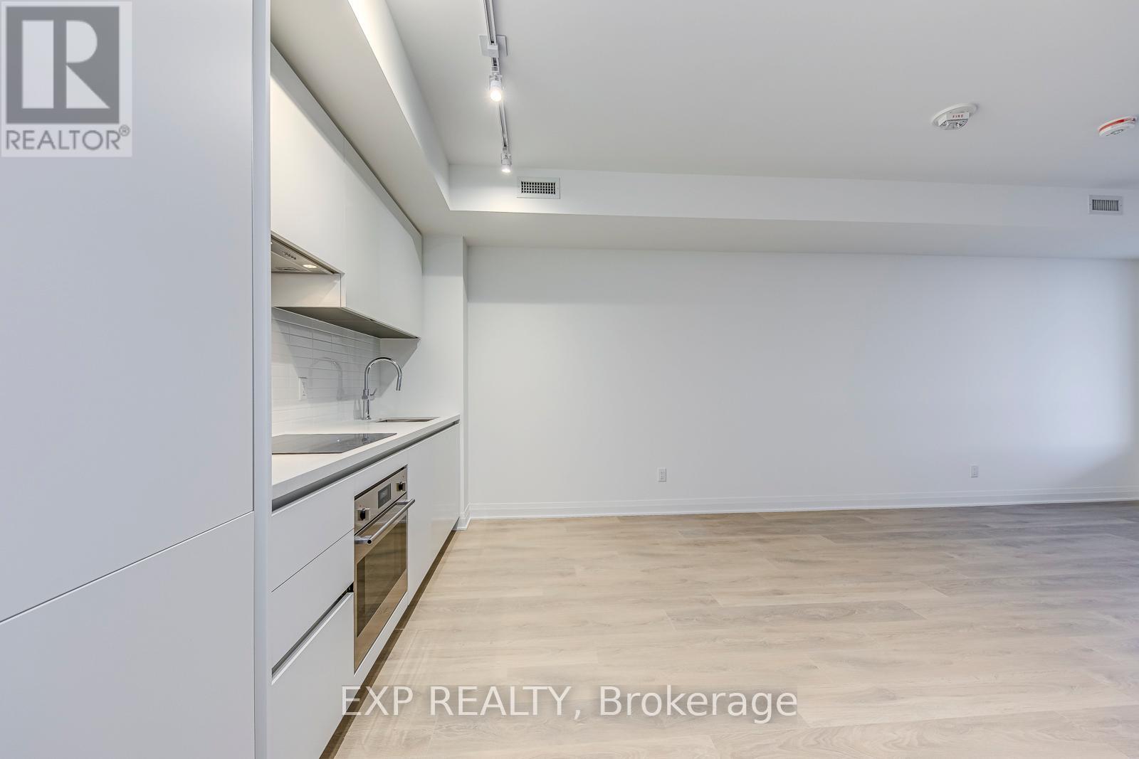 3001 - 4015 The Exchange Road, Mississauga, Ontario L5B 0N9 - Photo 11 - W12520650