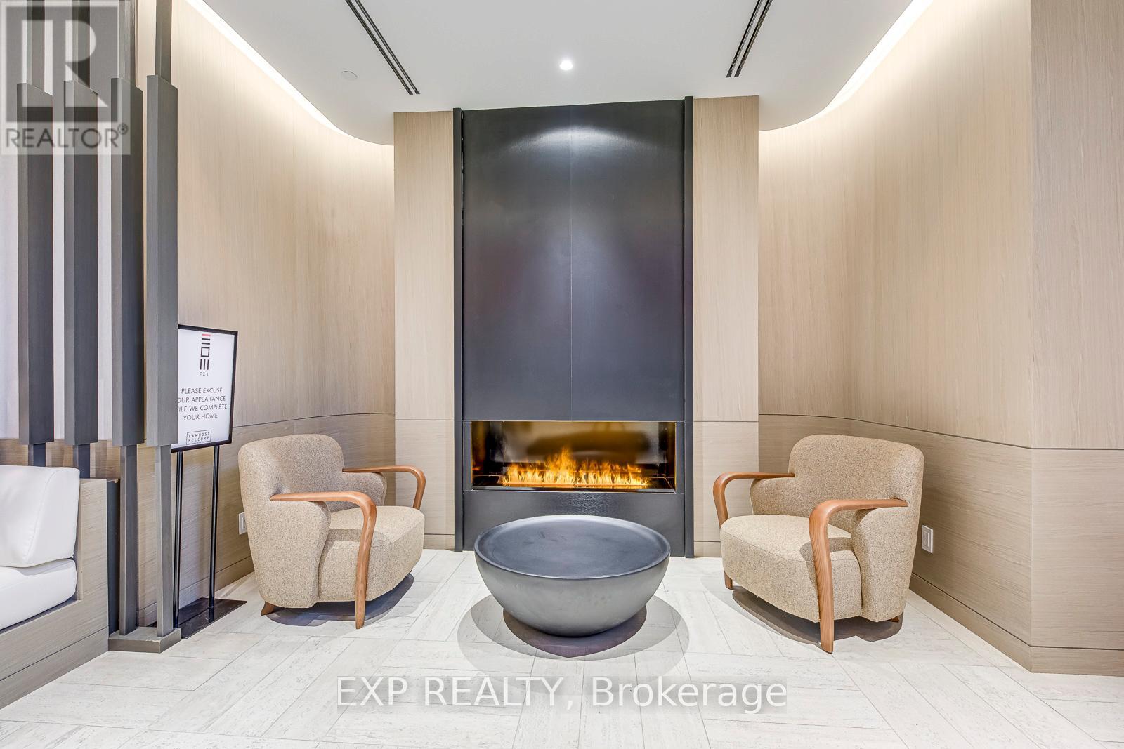 3001 - 4015 The Exchange Road, Mississauga, Ontario L5B 0N9 - Photo 5 - W12520650