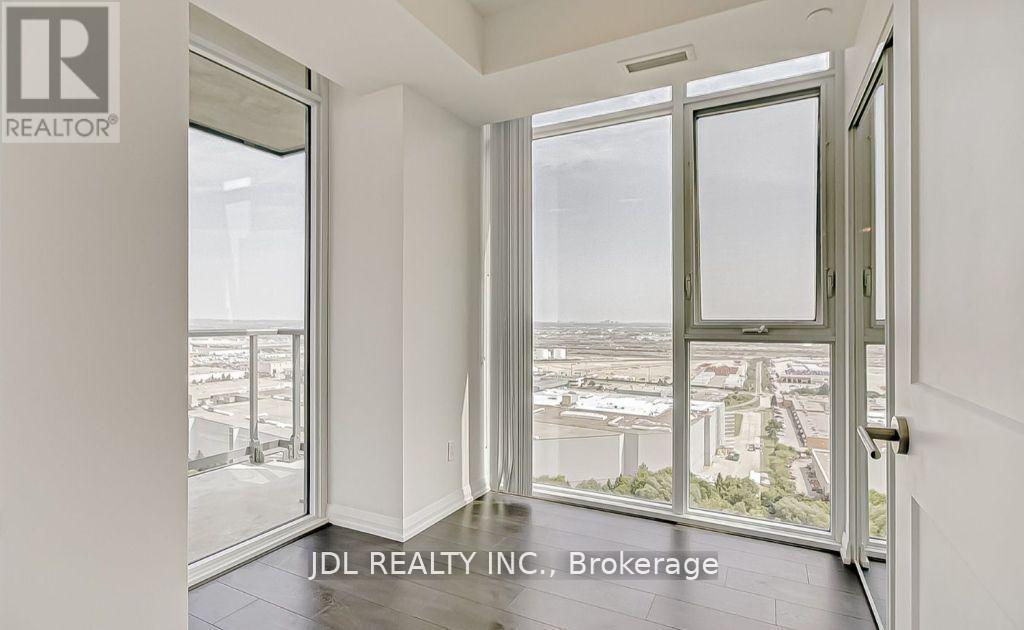 2515 - 7895 Jane Street, Vaughan, Ontario  L4K 2M7 - Photo 4 - N12526292