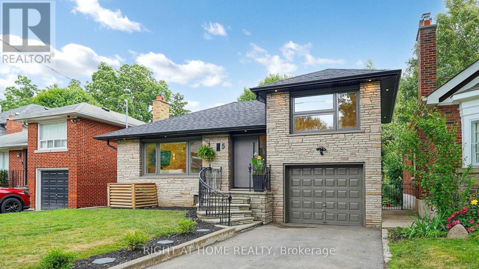 5 MATTICE ROAD, Toronto, Ontario
