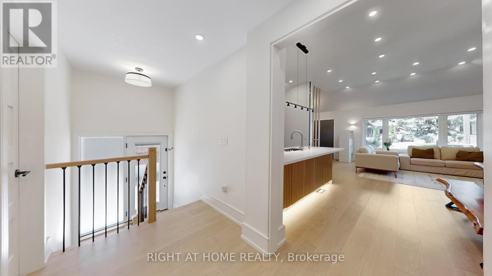 5 Mattice Road, Toronto, Ontario M9A 1E1 - Photo 19 - W12526282