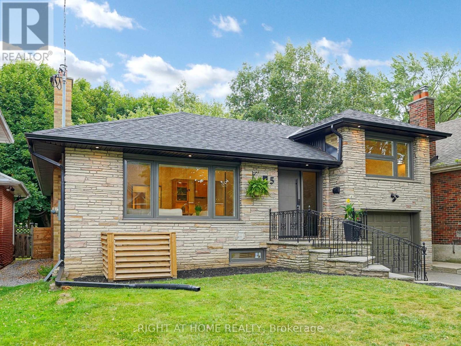 5 Mattice Road, Toronto, Ontario M9A 1E1 - Photo 2 - W12526282