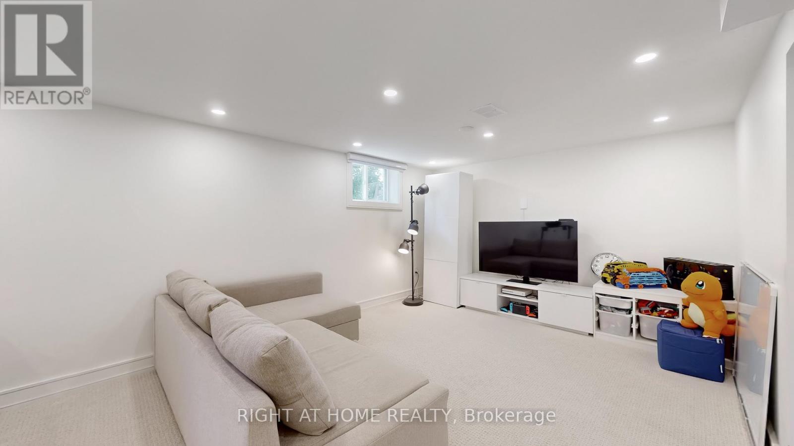 5 Mattice Road, Toronto, Ontario M9A 1E1 - Photo 22 - W12526282