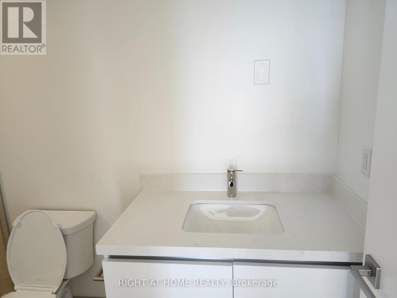 2602 - 4015 The Exchange Street, Mississauga, Ontario  L5B 0N9 - Photo 24 - W12526290