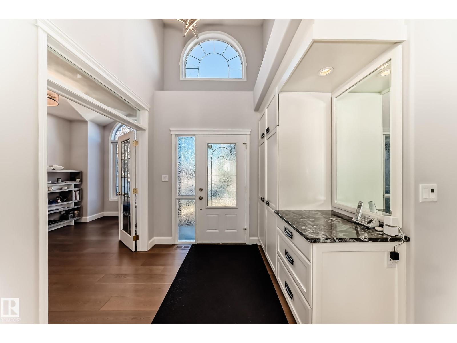 539 Dickens Lo Nw, Edmonton, Alberta  T6M 2S1 - Photo 3 - E4465174