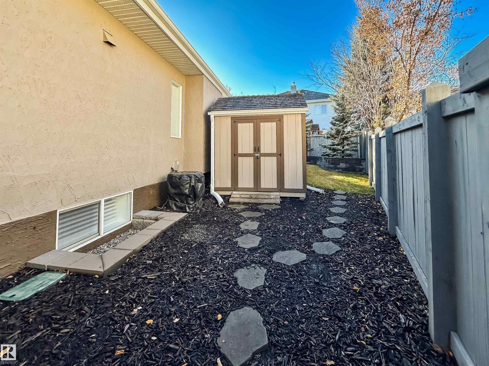 539 Dickens Lo Nw, Edmonton, Alberta  T6M 2S1 - Photo 65 - E4465174