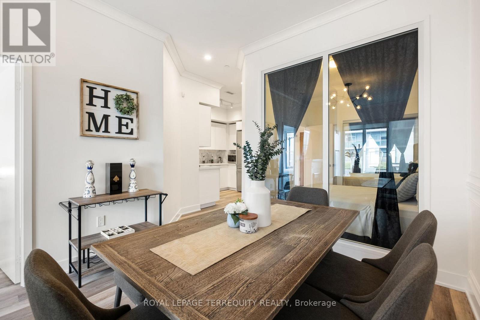 528 - 30 SHORE BREEZE DRIVE, Toronto, Ontario