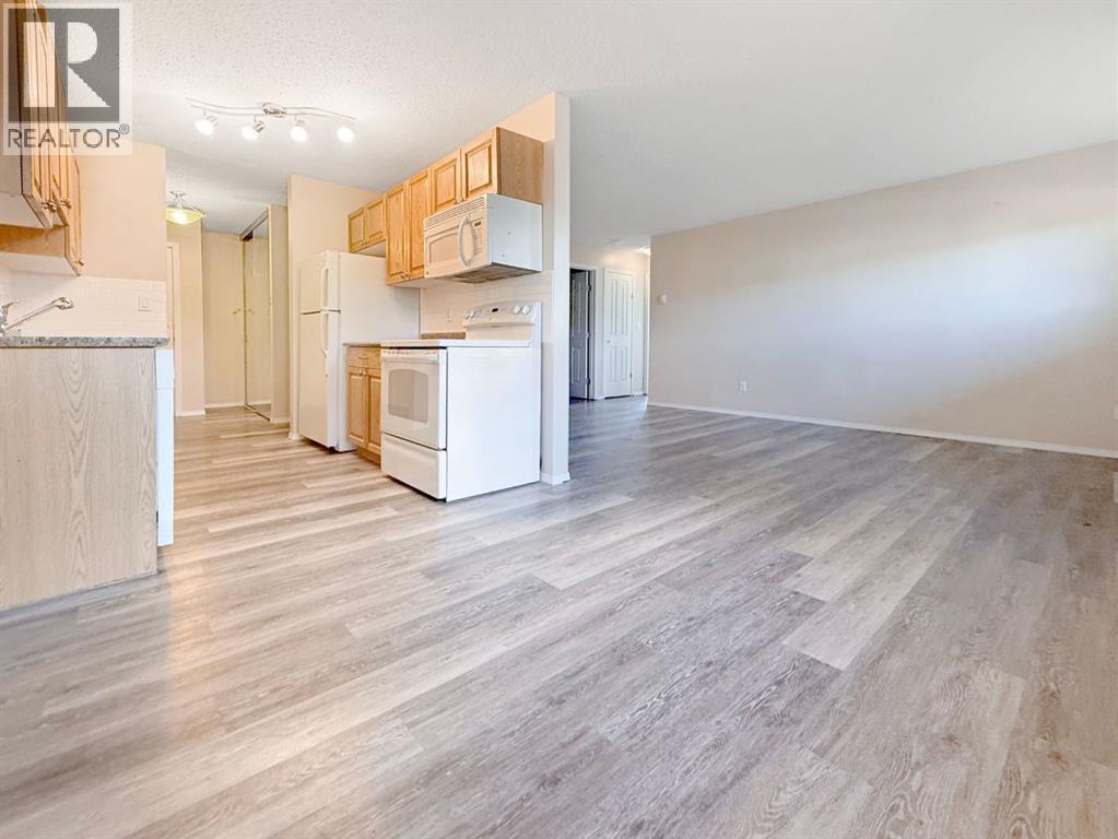 104, 4808 45 Street, Stettler, Alberta  T0C 2L0 - Photo 8 - A2267133