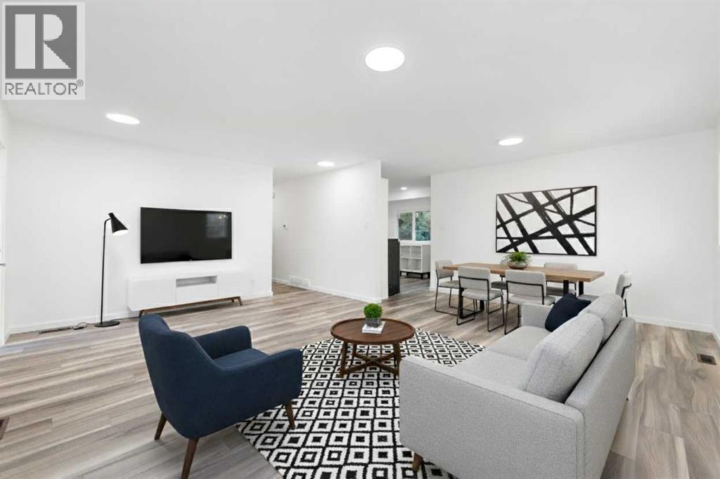 Property at 28 Henefer Road SW image 3