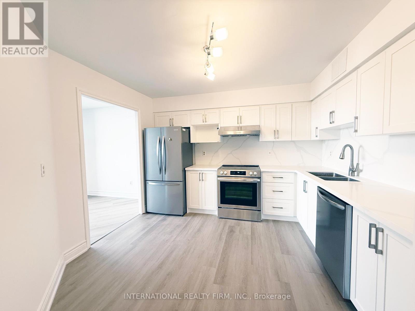 Ph03 - 75 Graydon Hall Drive, Toronto, Ontario  M3A 3M5 - Photo 8 - C12526300