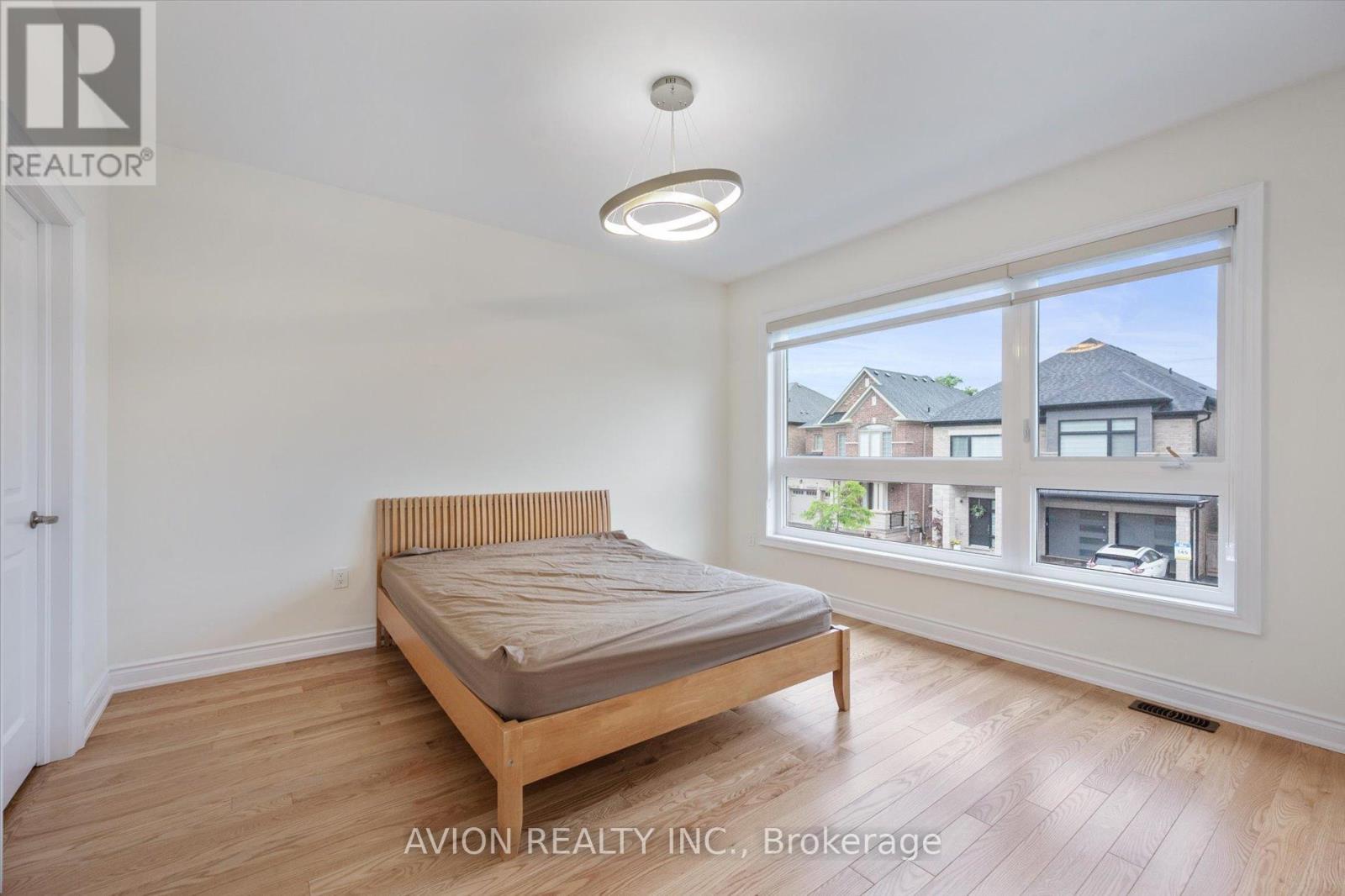 2417 Edward Leaver Trail, Oakville, Ontario  L6M 5L6 - Photo 34 - W12526302