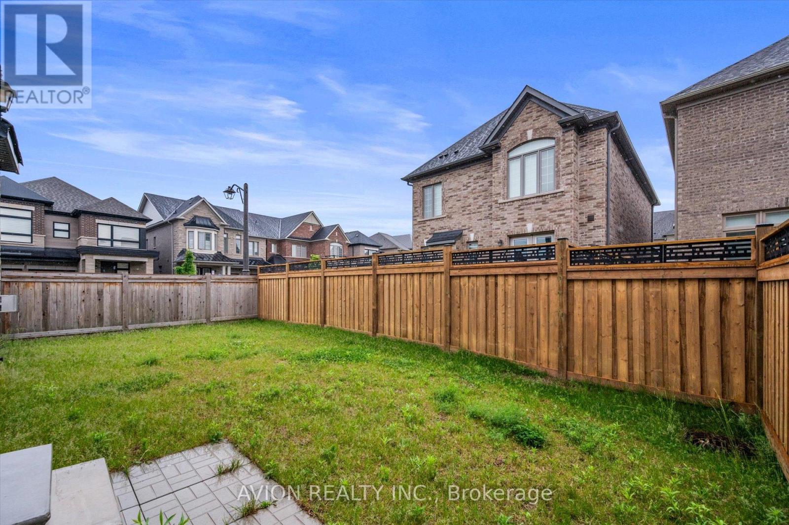 2417 Edward Leaver Trail, Oakville, Ontario  L6M 5L6 - Photo 45 - W12526302