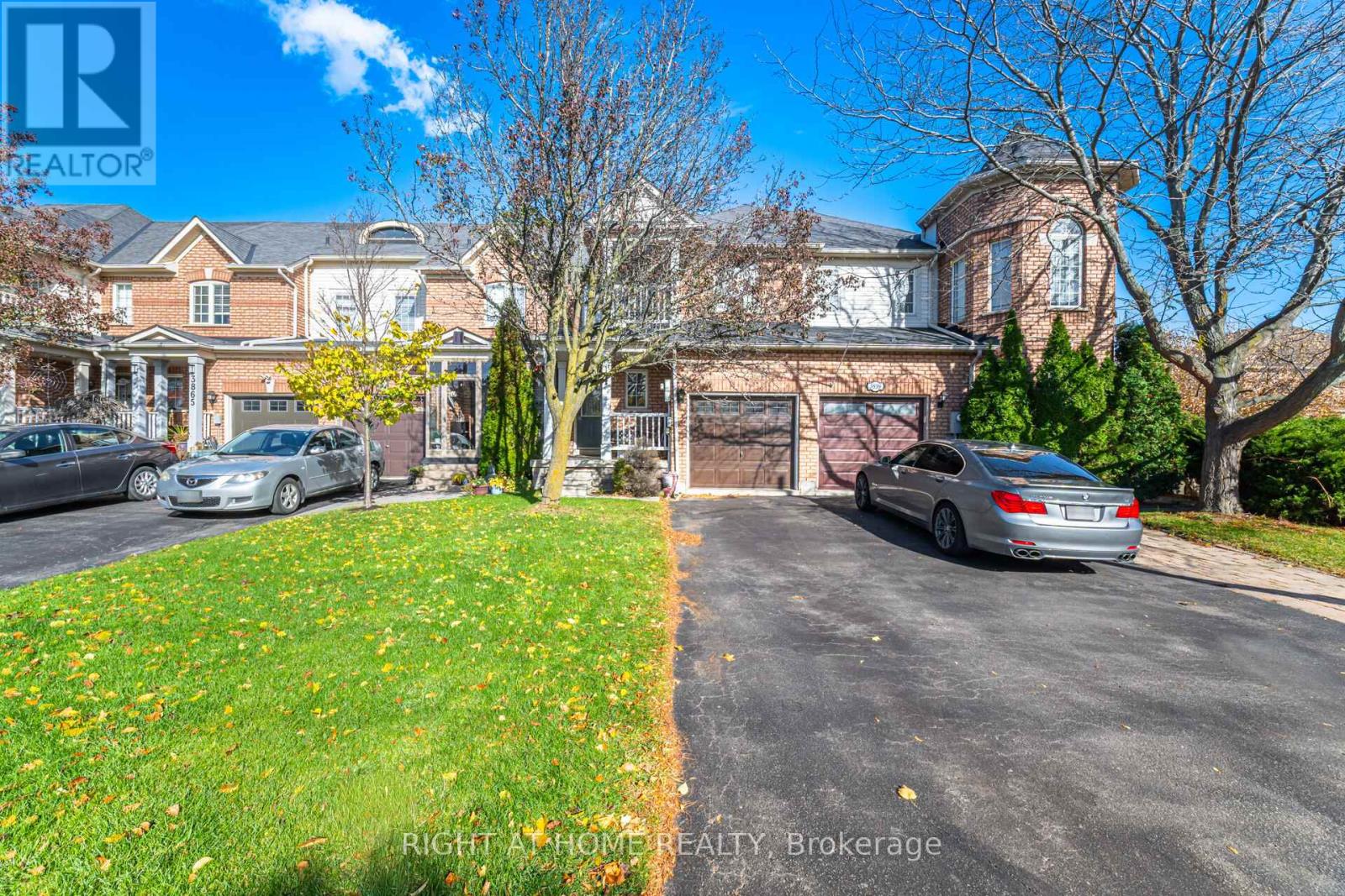 3861 Talias Crescent, Mississauga, Ontario  L5M 6L6 - Photo 3 - W12526312