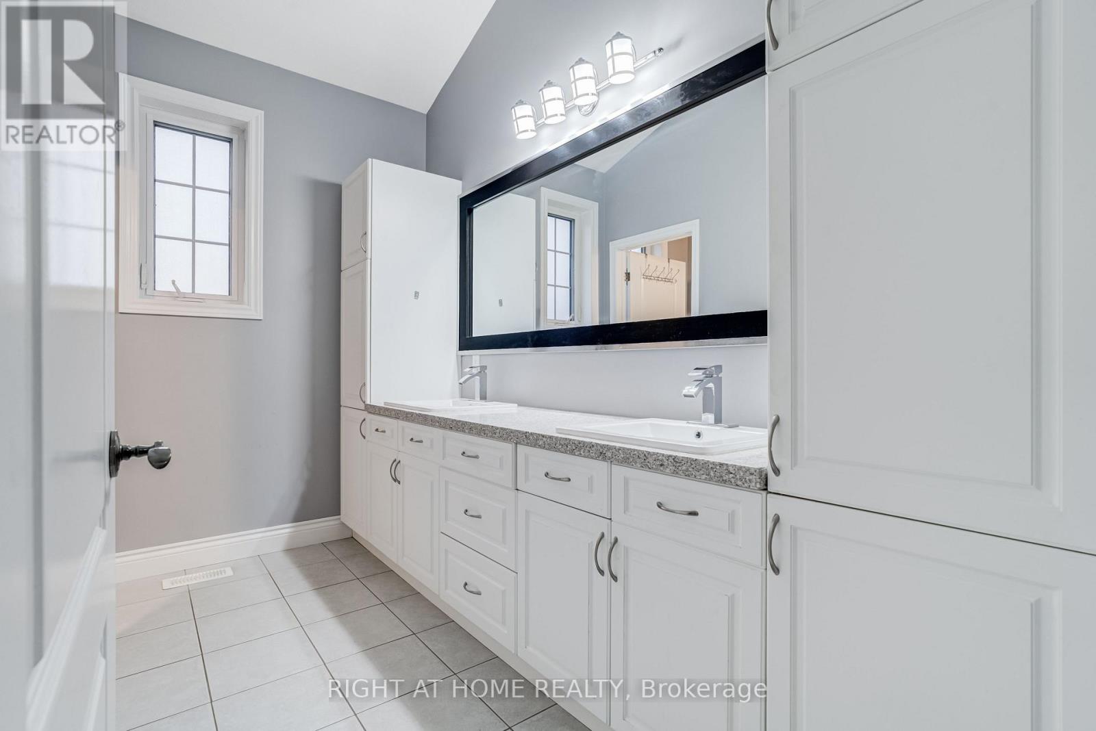 594228 Blind Line, Mono, Ontario  L9W 5N2 - Photo 27 - X12526308