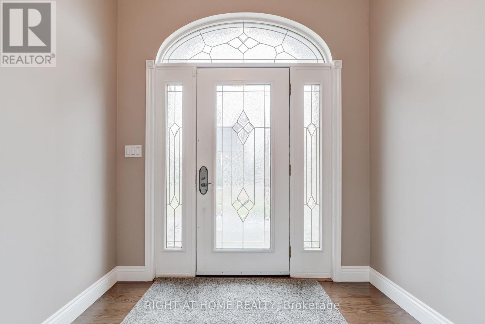 594228 Blind Line, Mono, Ontario  L9W 5N2 - Photo 5 - X12526308