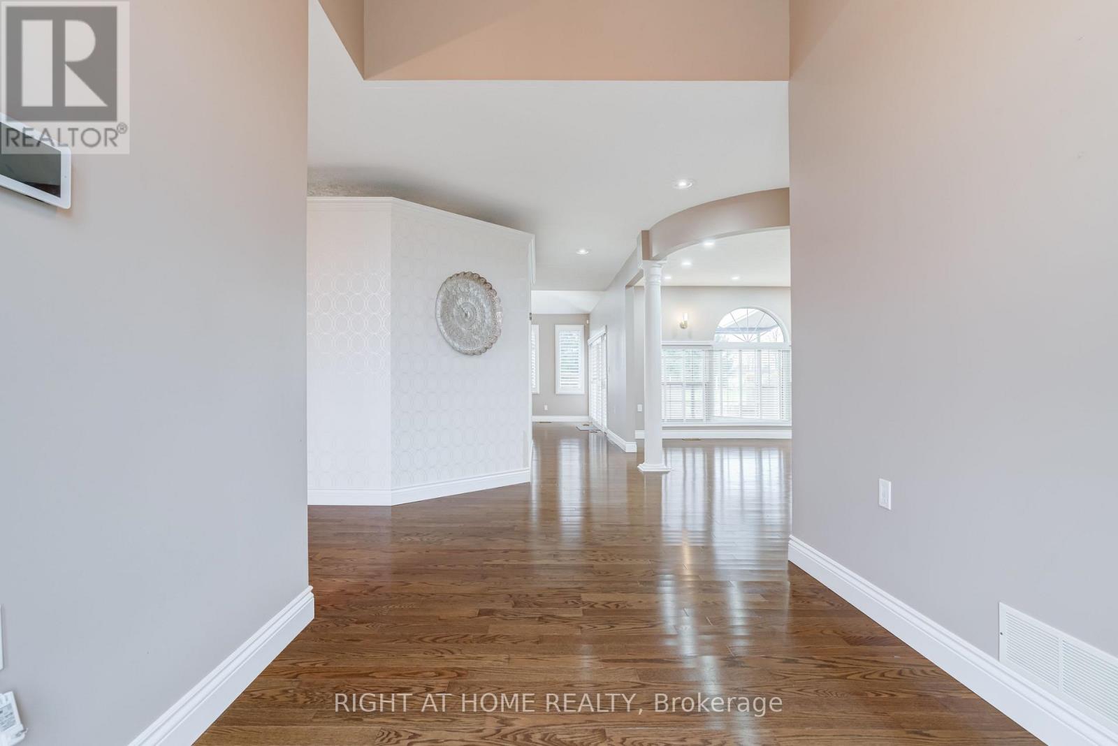 594228 Blind Line, Mono, Ontario  L9W 5N2 - Photo 6 - X12526308