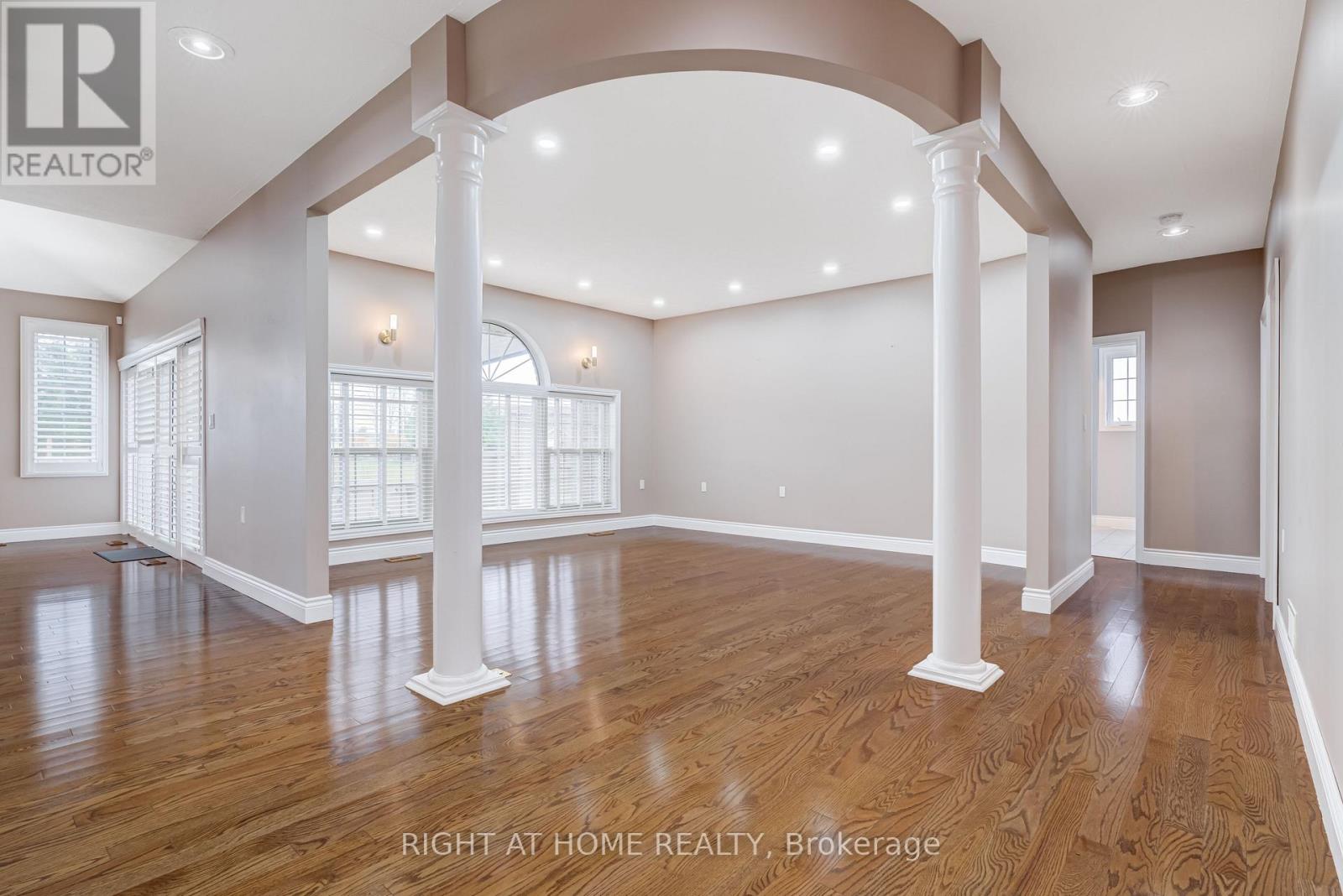 594228 Blind Line, Mono, Ontario  L9W 5N2 - Photo 7 - X12526308