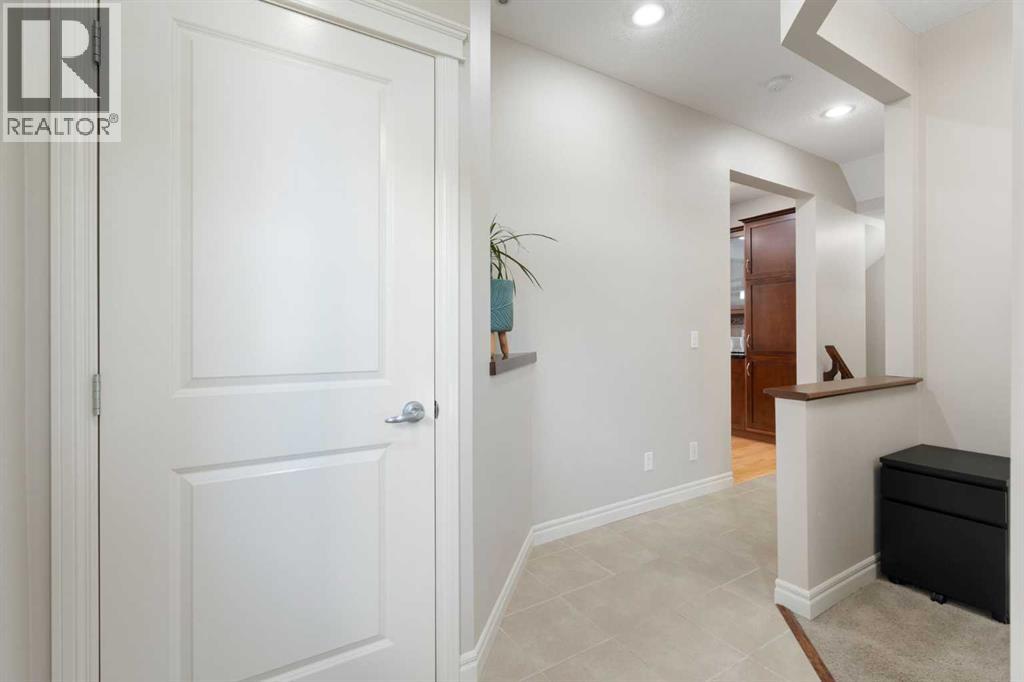 22 Hillcrest Street Sw, Airdrie, Alberta  T4B 0Y5 - Photo 20 - A2259056