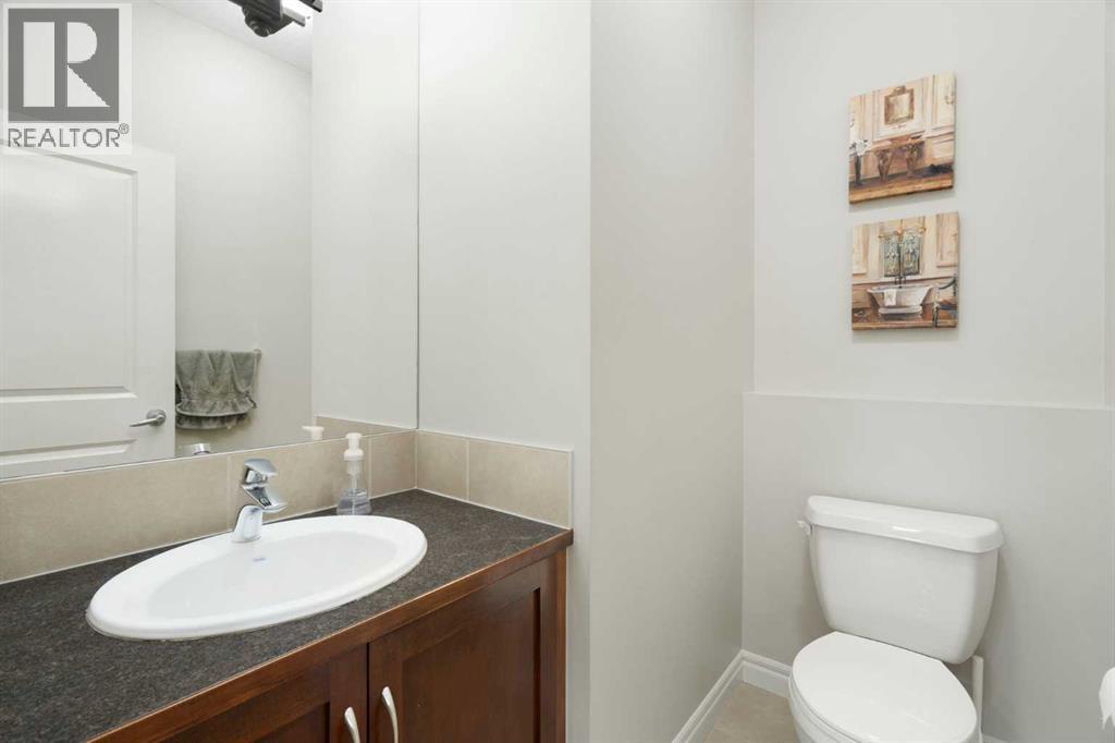 22 Hillcrest Street Sw, Airdrie, Alberta  T4B 0Y5 - Photo 17 - A2259056