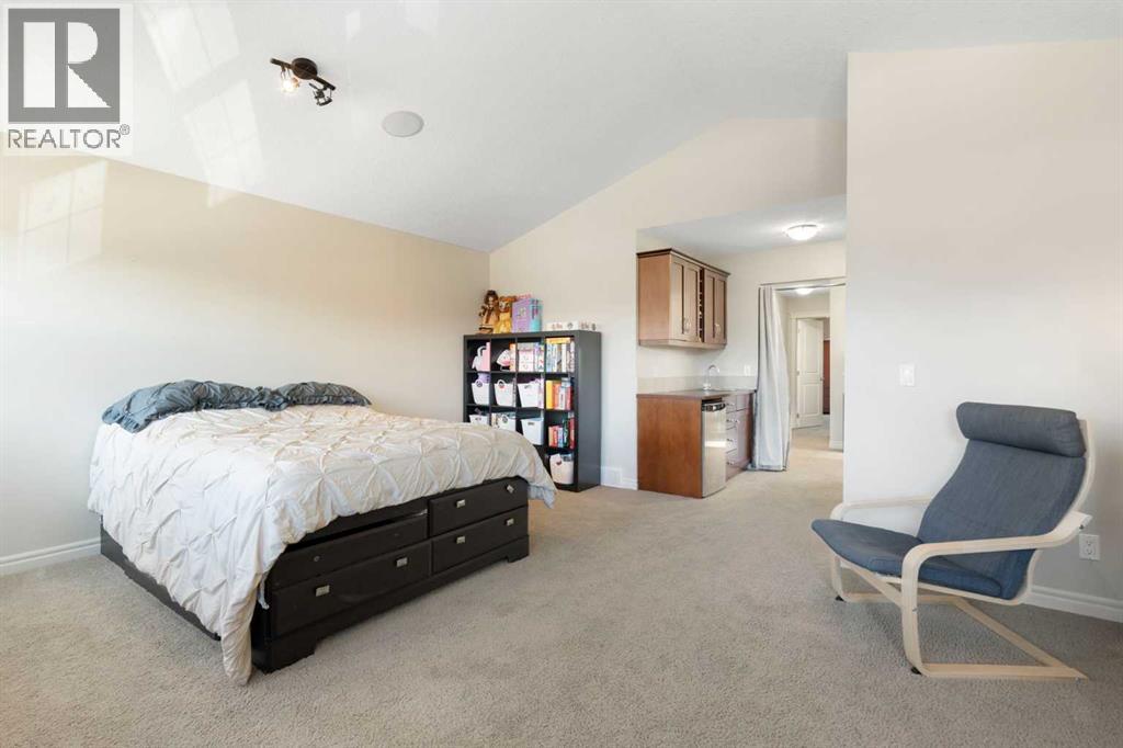 22 Hillcrest Street Sw, Airdrie, Alberta  T4B 0Y5 - Photo 28 - A2259056