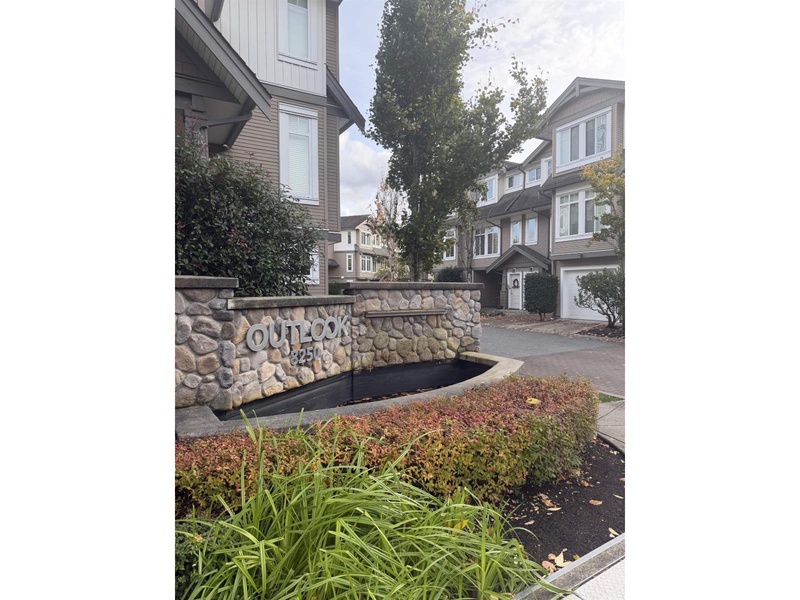 61 8250 209b Street, Langley, British Columbia V2Y 0J7 - Photo 2 - R3062388