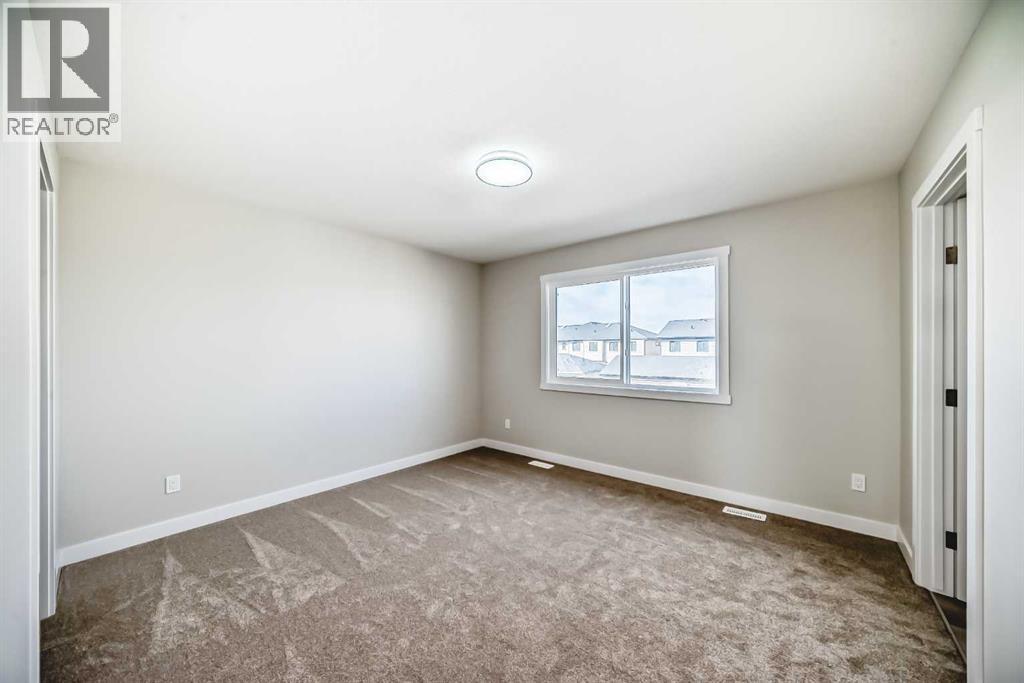 156 Belvedere Park Se, Calgary, Alberta  T2A 8A1 - Photo 25 - A2268376