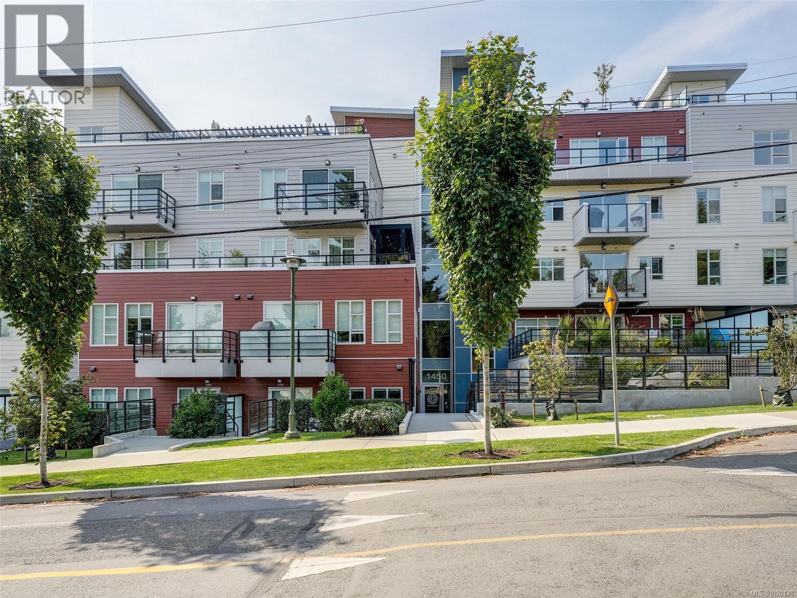 306 1450 Glentana Rd, View Royal, British Columbia