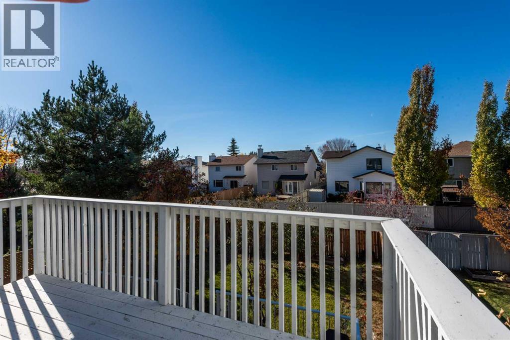 414 Mt Cornwall Circle Se, Calgary, Alberta  T2Z 2J6 - Photo 17 - A2269545