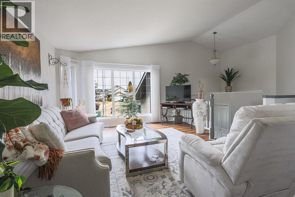 4403 59 Streetclose, Rocky Mountain House, Alberta  T4T 1W4 - Photo 10 - A2263937