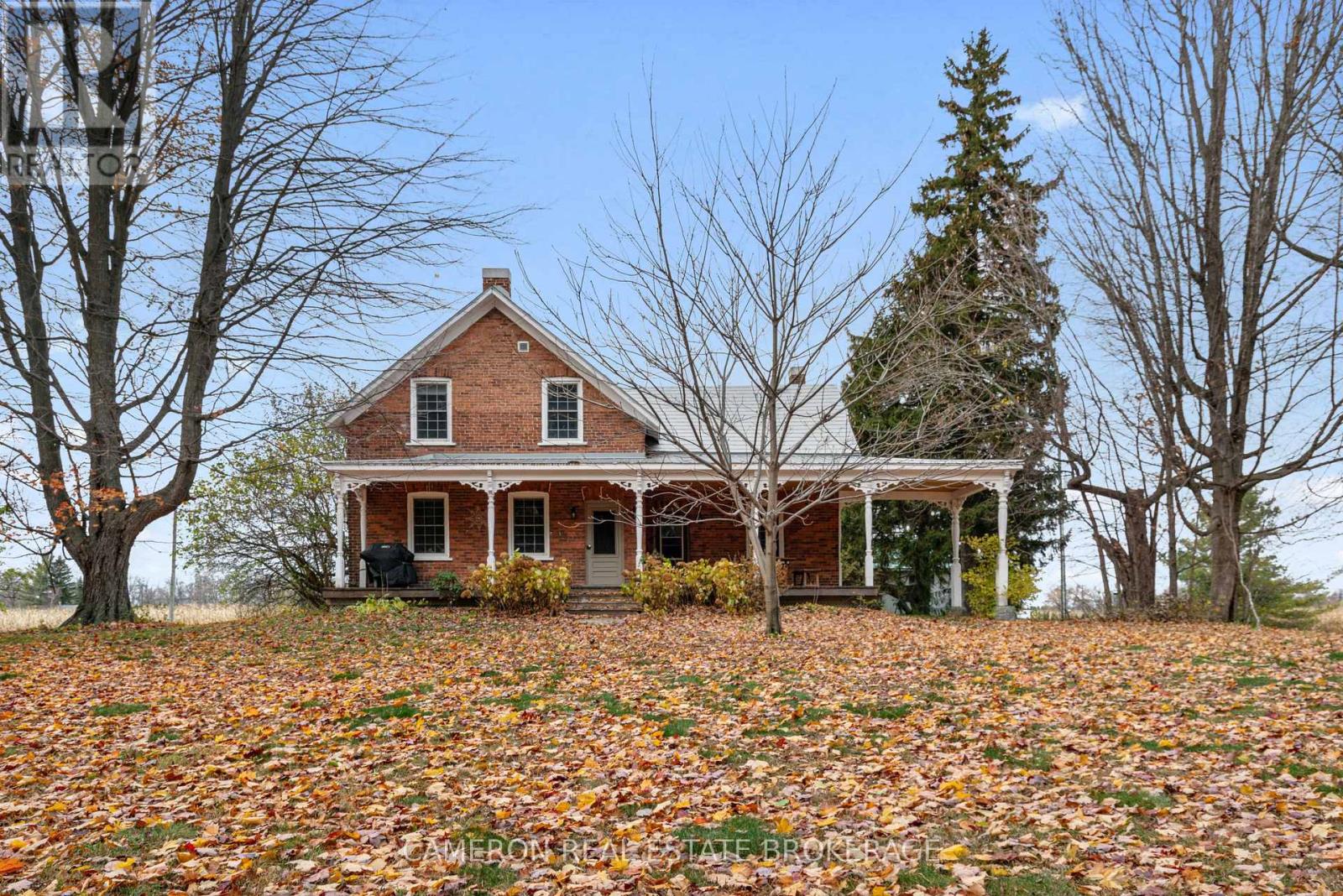 37 Duncan Street, South Glengarry, Ontario K0C 1N0 - Photo 1 - X12526334