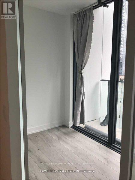 621 - 161 Roehampton Avenue, Toronto, Ontario  M4P 1P9 - Photo 3 - C12526346