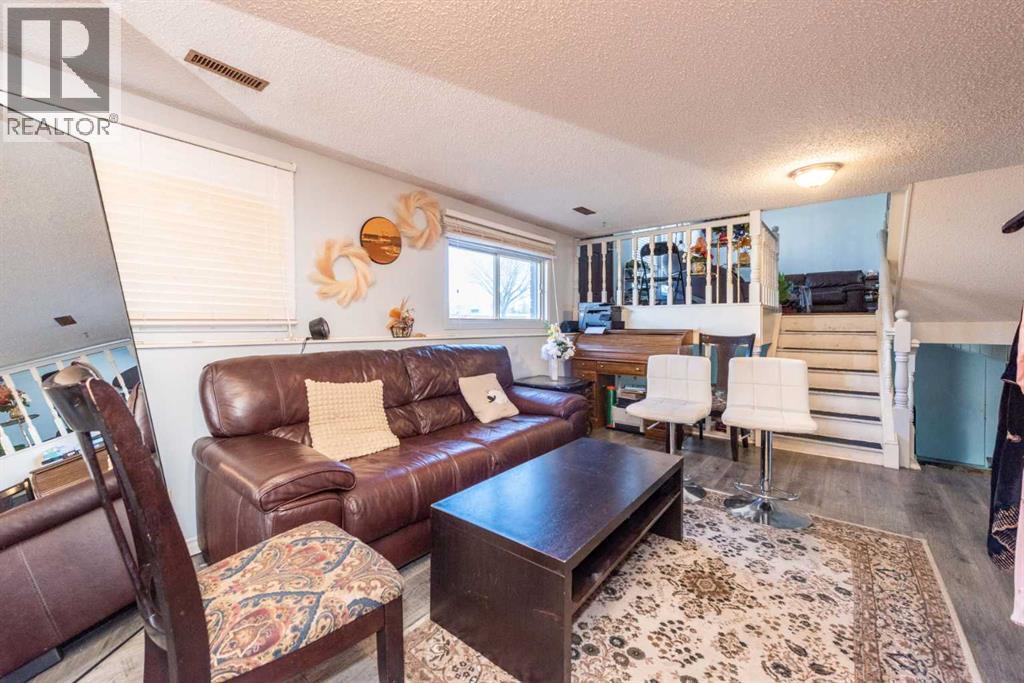 304 Whitefield Drive Ne, Calgary, Alberta  T1Y 5J3 - Photo 17 - A2266113