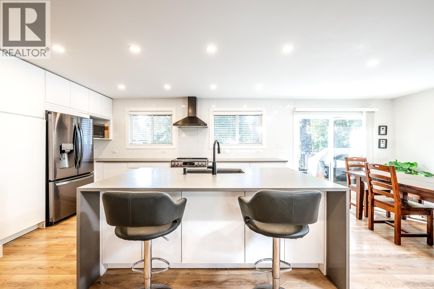 2548 Montrose Way, Squamish, British Columbia  V0N 1T0 - Photo 5 - R3064953