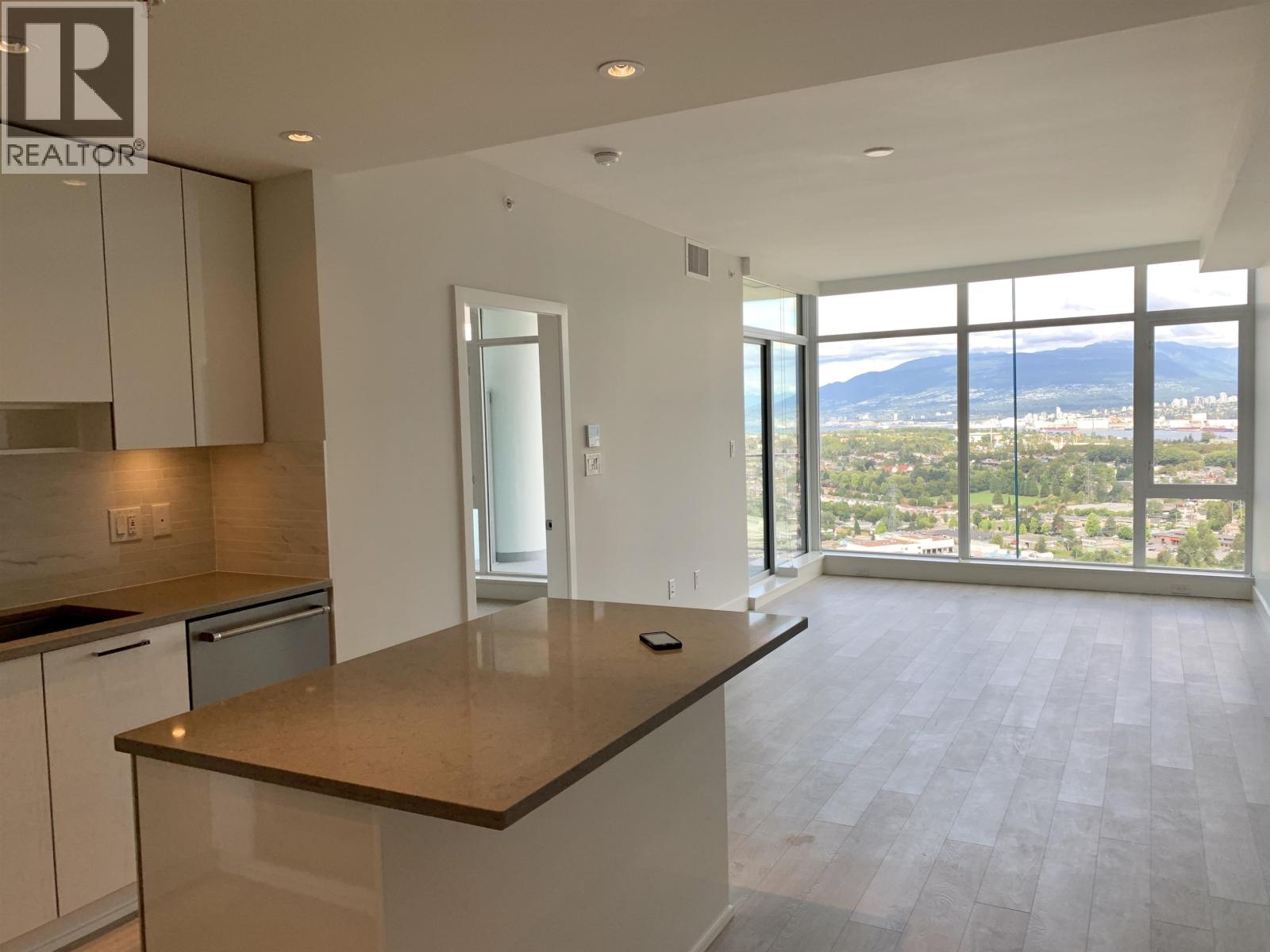 Property at 3507 1788 GILMORE AVENUE image 3