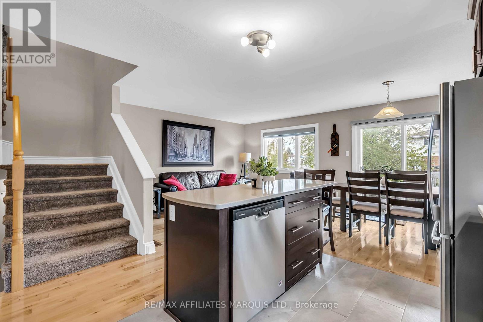 1101 Clement Court, Cornwall, Ontario  K6H 4N1 - Photo 8 - X12526368