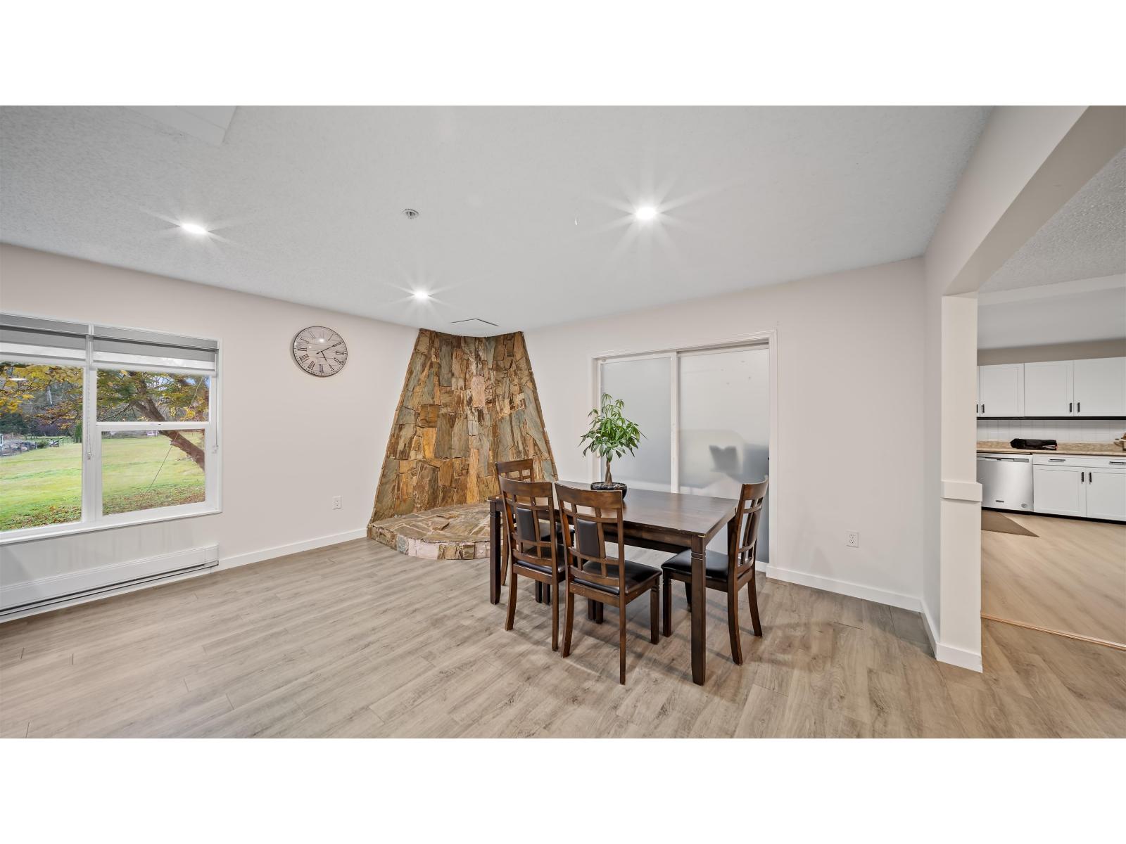 6721 238 Street, Langley, British Columbia V2Y 2H5 - Photo 10 - R3065983