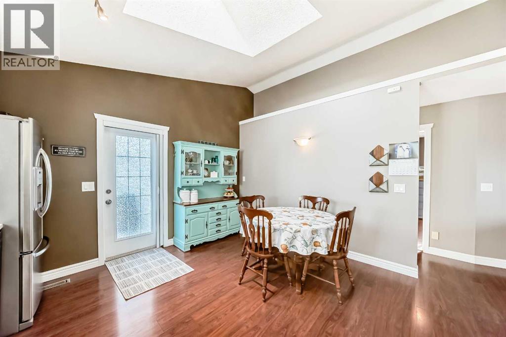 115 Sunridge Crescent Nw, Airdrie, Alberta  T4B 2G5 - Photo 6 - A2266060