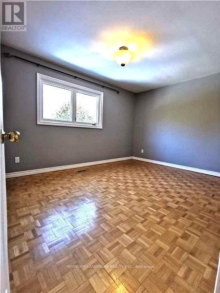 44 Sir Bedevere Place, Markham, Ontario  L3P 2W4 - Photo 12 - N12526358