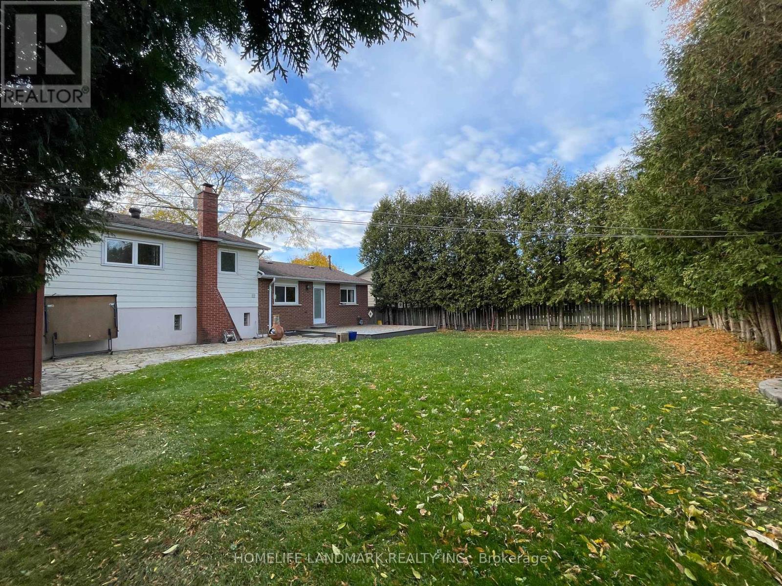 44 Sir Bedevere Place, Markham, Ontario  L3P 2W4 - Photo 17 - N12526358