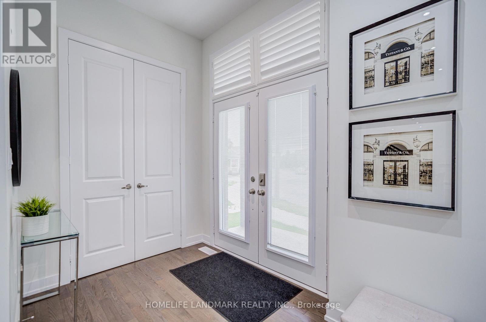 Main House - 33 Golden Fern Street, Markham, Ontario  L6B 0V3 - Photo 17 - N12526360