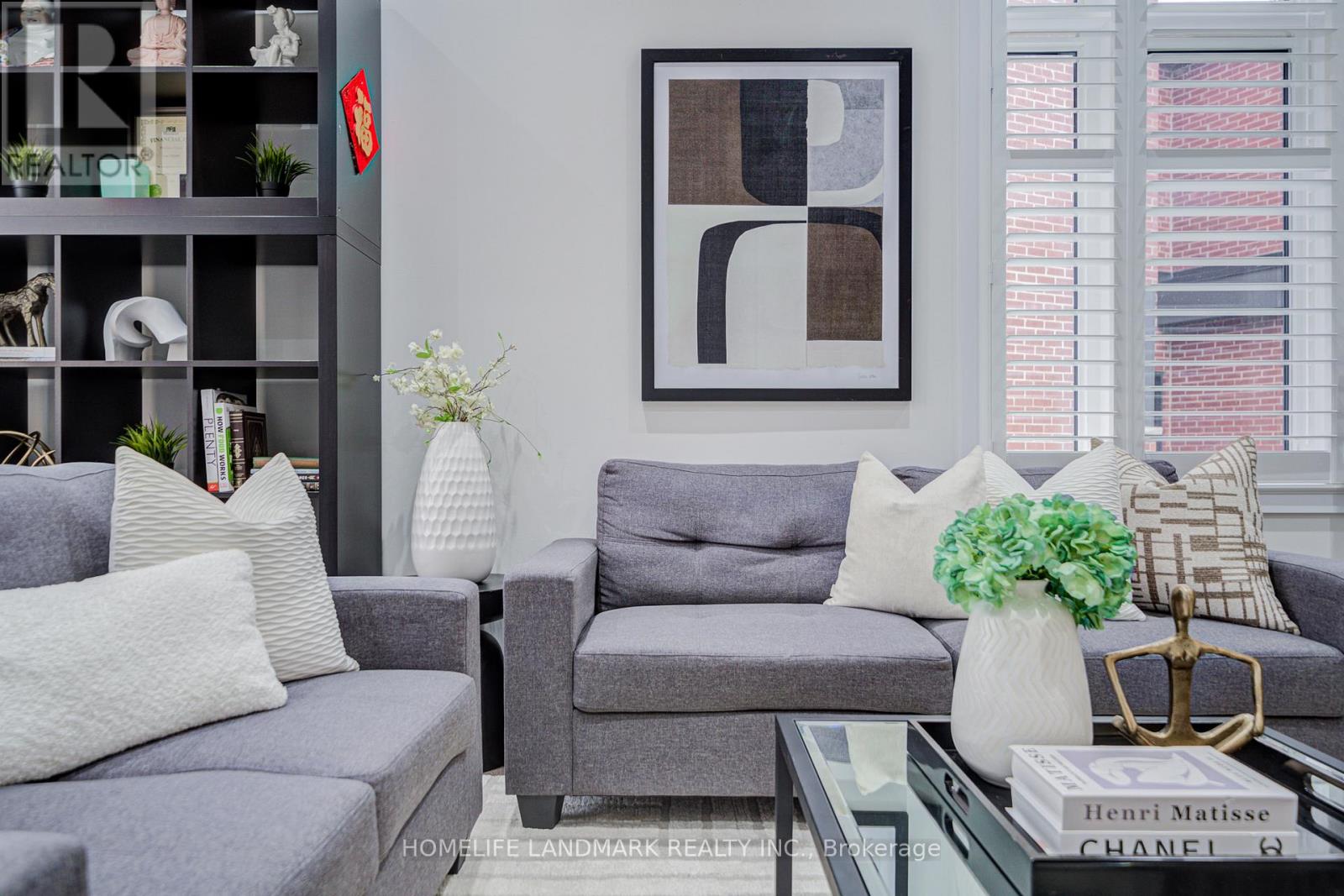 Main House - 33 Golden Fern Street, Markham, Ontario  L6B 0V3 - Photo 19 - N12526360