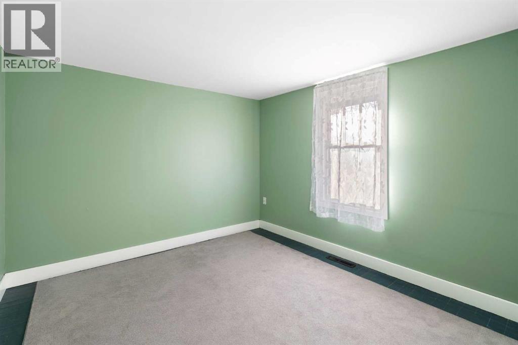 237 6 Avenue Se, High River, Alberta  T1V 1H3 - Photo 15 - A2268488