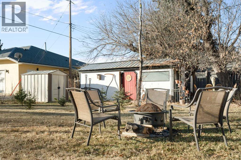 237 6 Avenue Se, High River, Alberta  T1V 1H3 - Photo 33 - A2268488