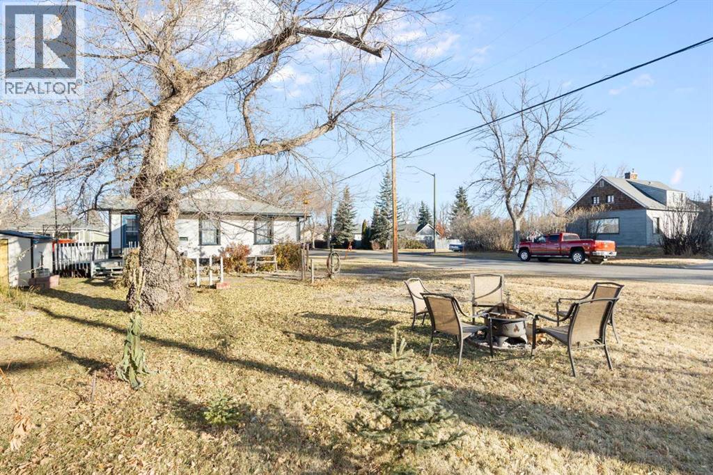 237 6 Avenue Se, High River, Alberta  T1V 1H3 - Photo 39 - A2268488