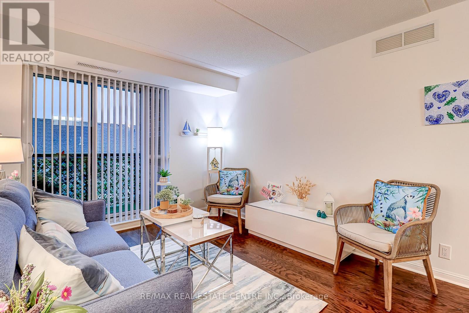 216 - 50 Via Rosedale Way, Brampton, Ontario  L6R 3Z7 - Photo 11 - W12526382